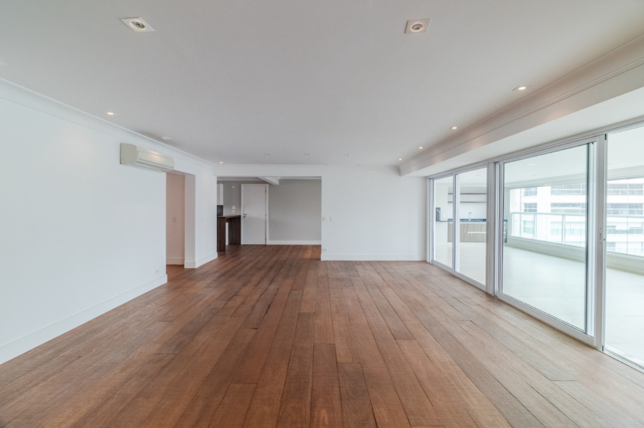 Apartamento, 3 quartos, 335 m² - Foto 2