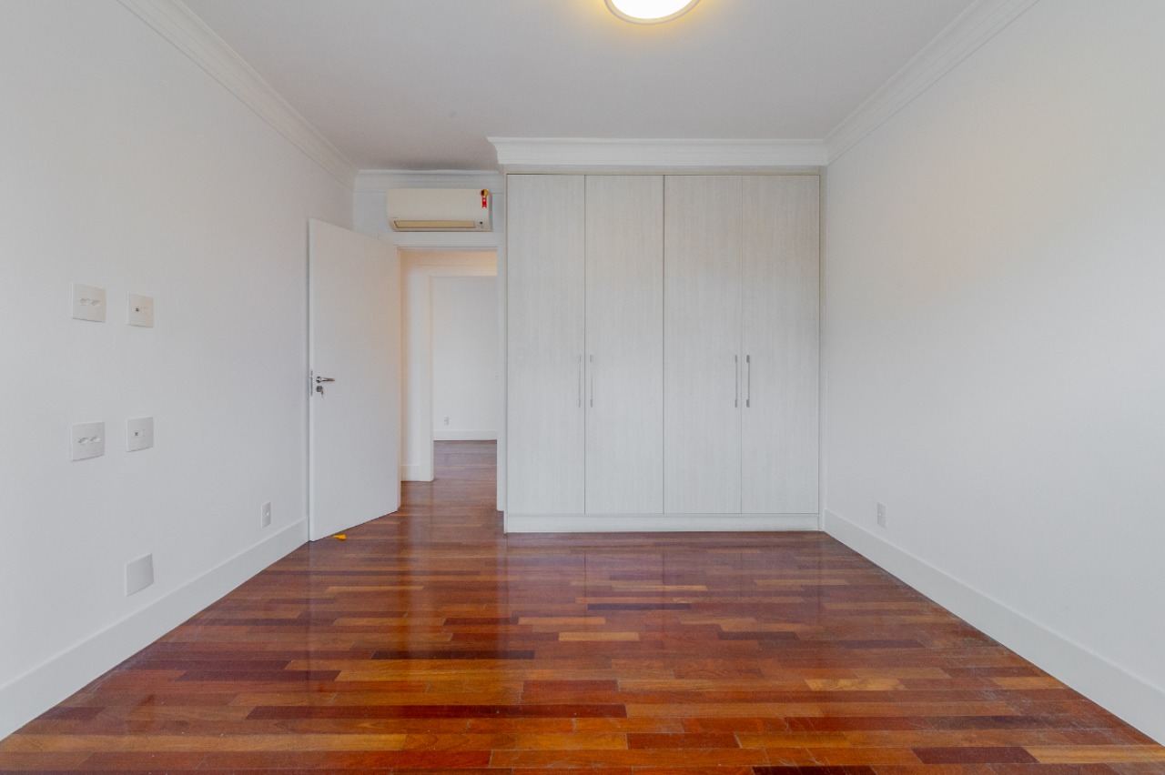 Cobertura, 4 quartos, 381 m² - Foto 34