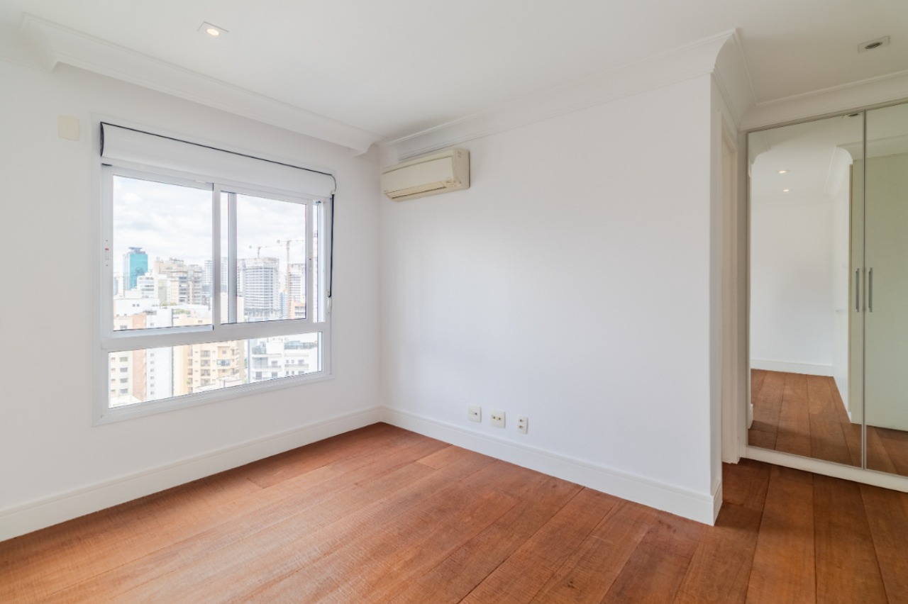 Apartamento, 3 quartos, 335 m² - Foto 42