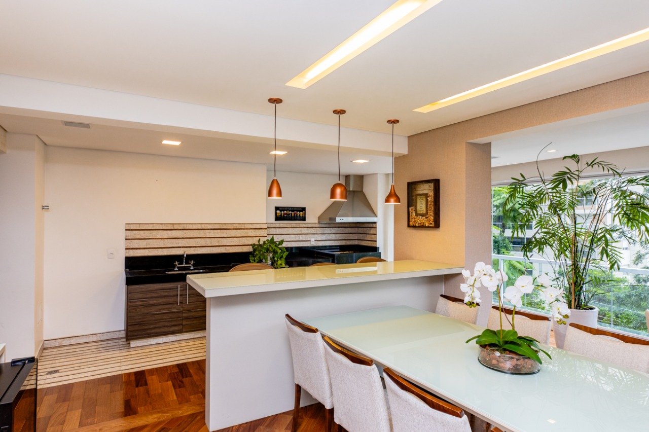 Apartamento, 3 quartos, 242 m² - Foto 13