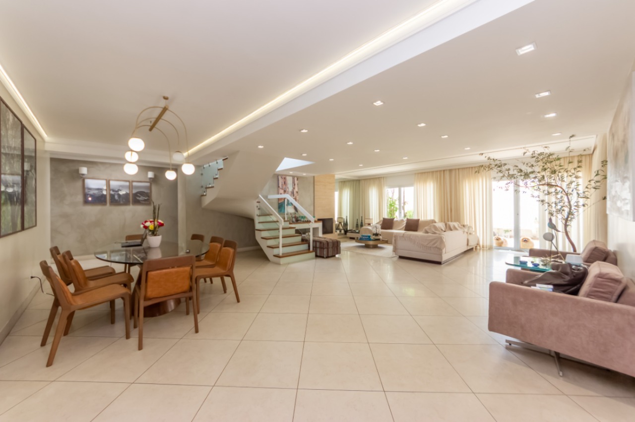 Casa, 4 quartos, 312 m² - Foto 2