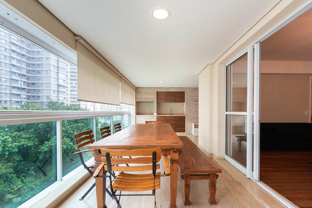 Apartamento, 3 quartos, 204 m² - Foto 1