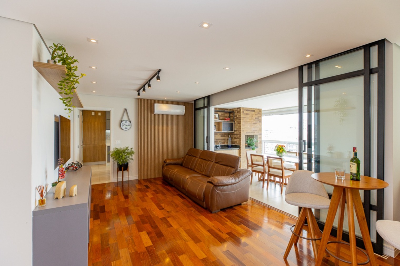 Apartamento, 3 quartos, 135 m² - Foto 1