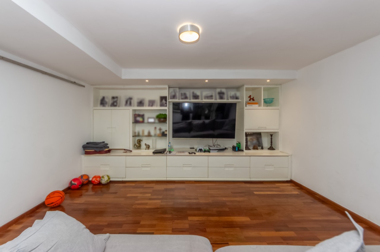 Casa, 4 quartos, 312 m² - Foto 27