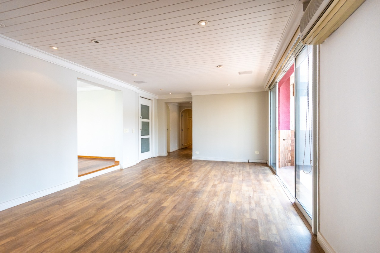 Apartamento, 4 quartos, 196 m² - Foto 2