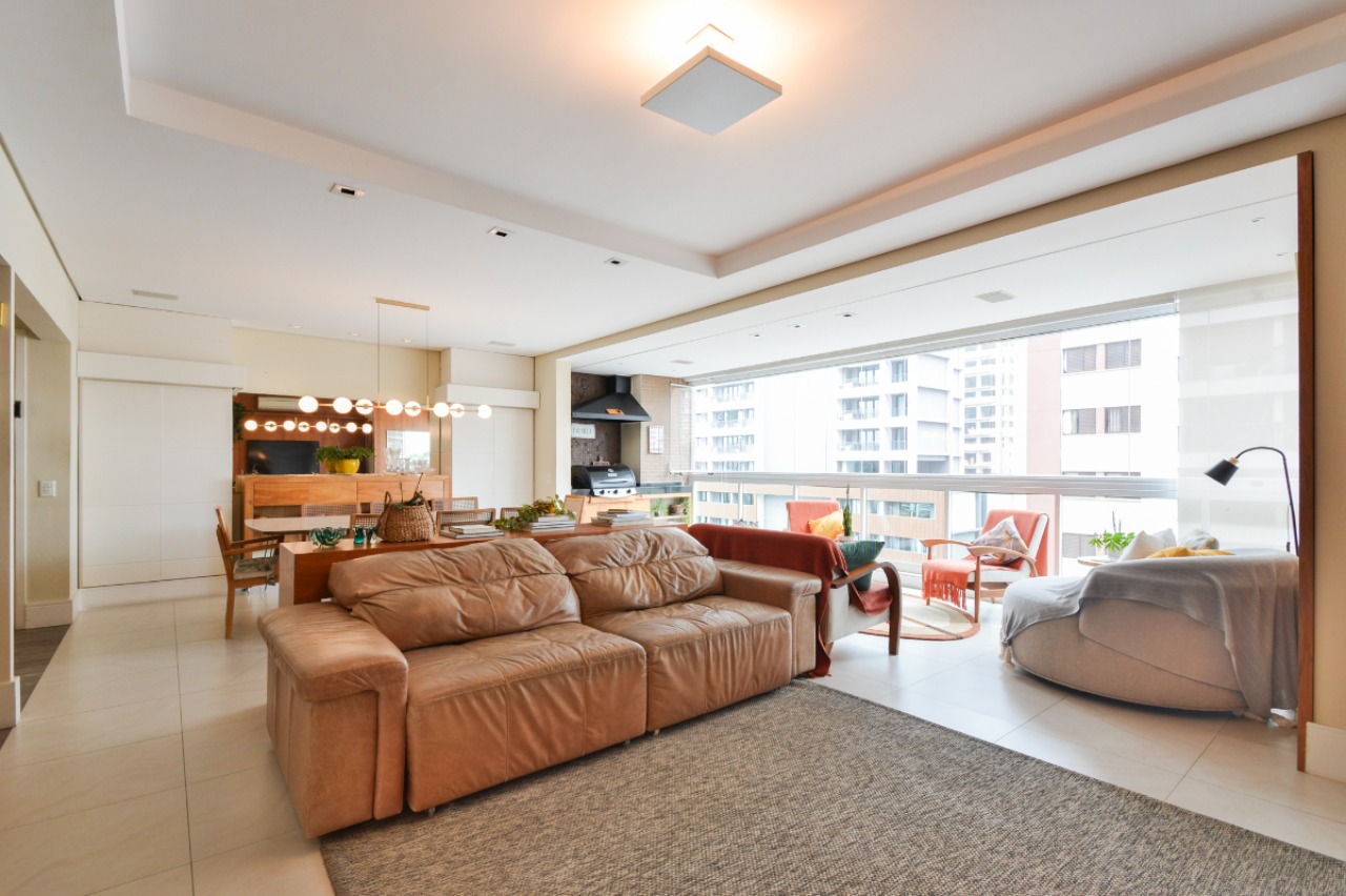 Apartamento, 3 quartos, 137 m² - Foto 1