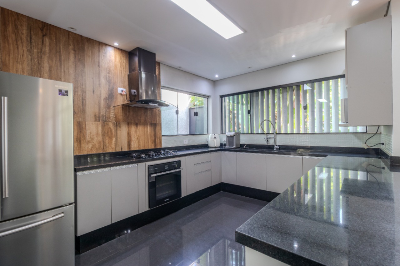 Casa, 5 quartos, 340 m² - Foto 22