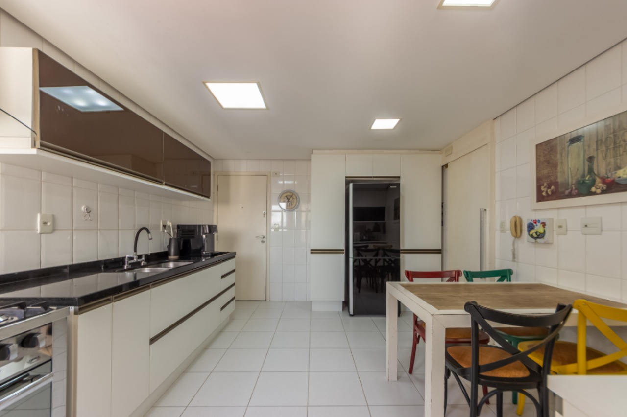 Cobertura, 3 quartos, 285 m² - Foto 28