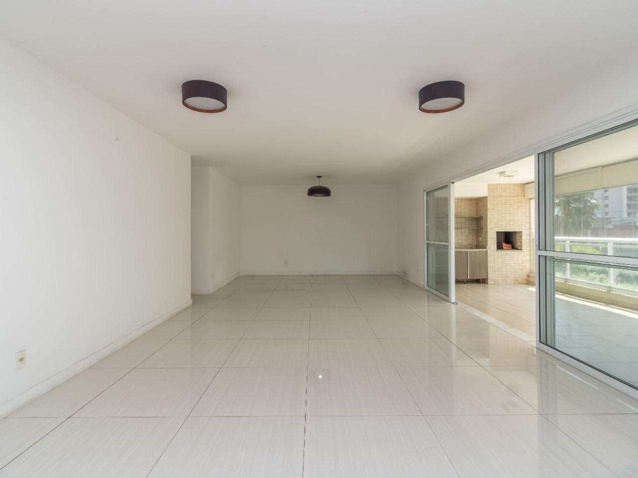 Apartamento, 3 quartos, 210 m² - Foto 1