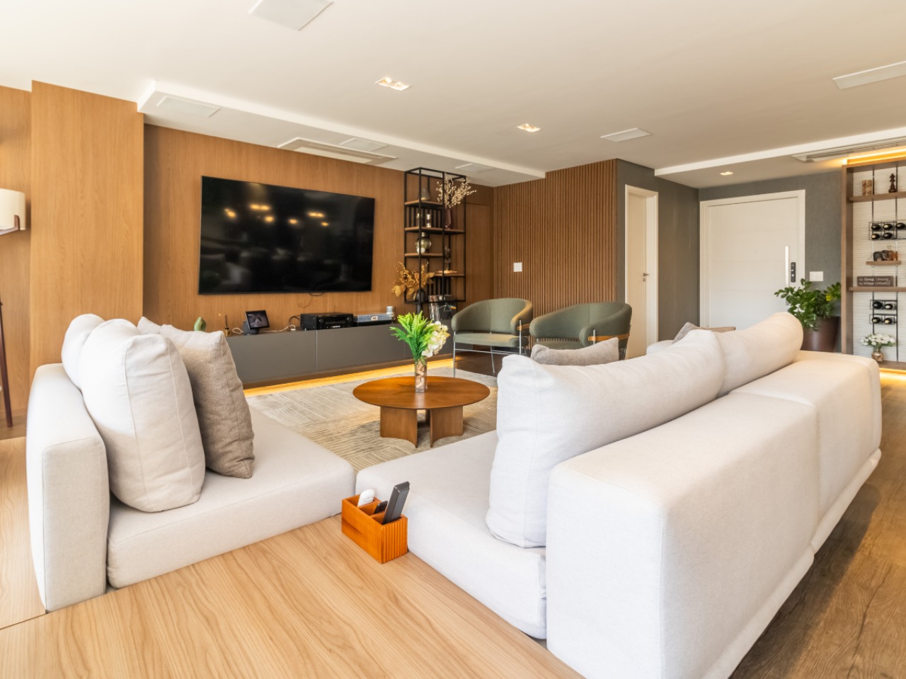 Apartamento, 3 quartos, 206 m² - Foto 4