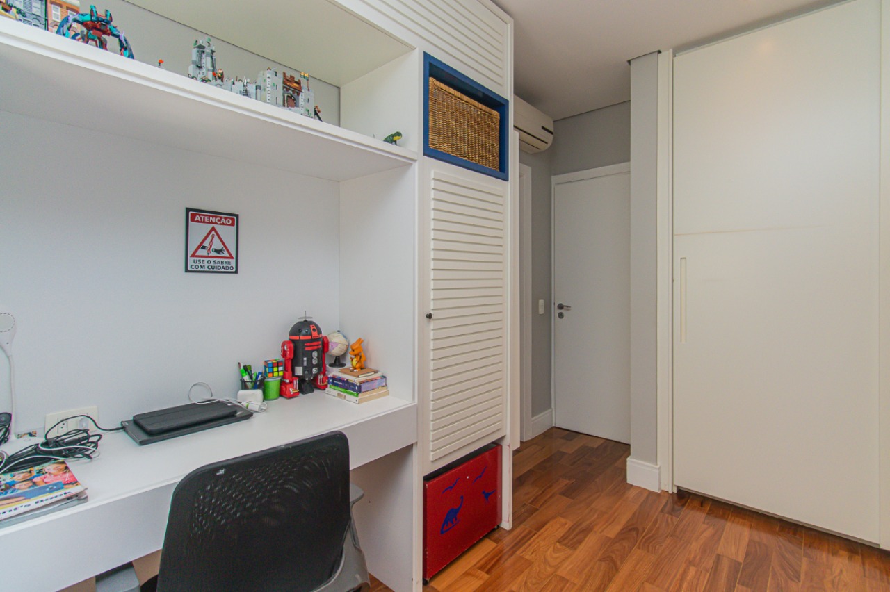 Apartamento, 4 quartos, 236 m² - Foto 44