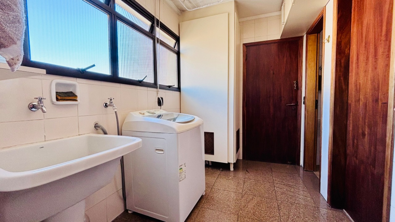 Cobertura, 3 quartos, 246 m² - Foto 22