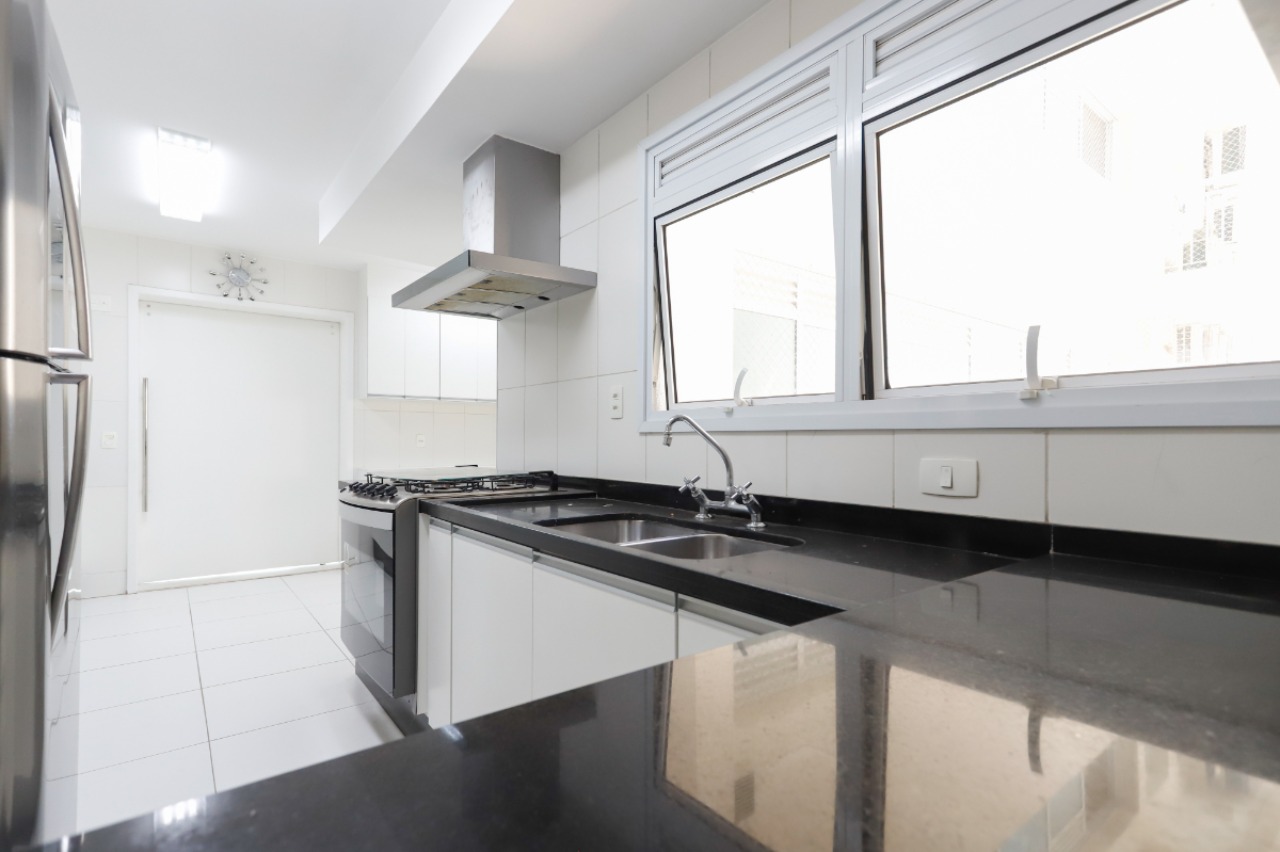 Apartamento, 4 quartos, 241 m² - Foto 13
