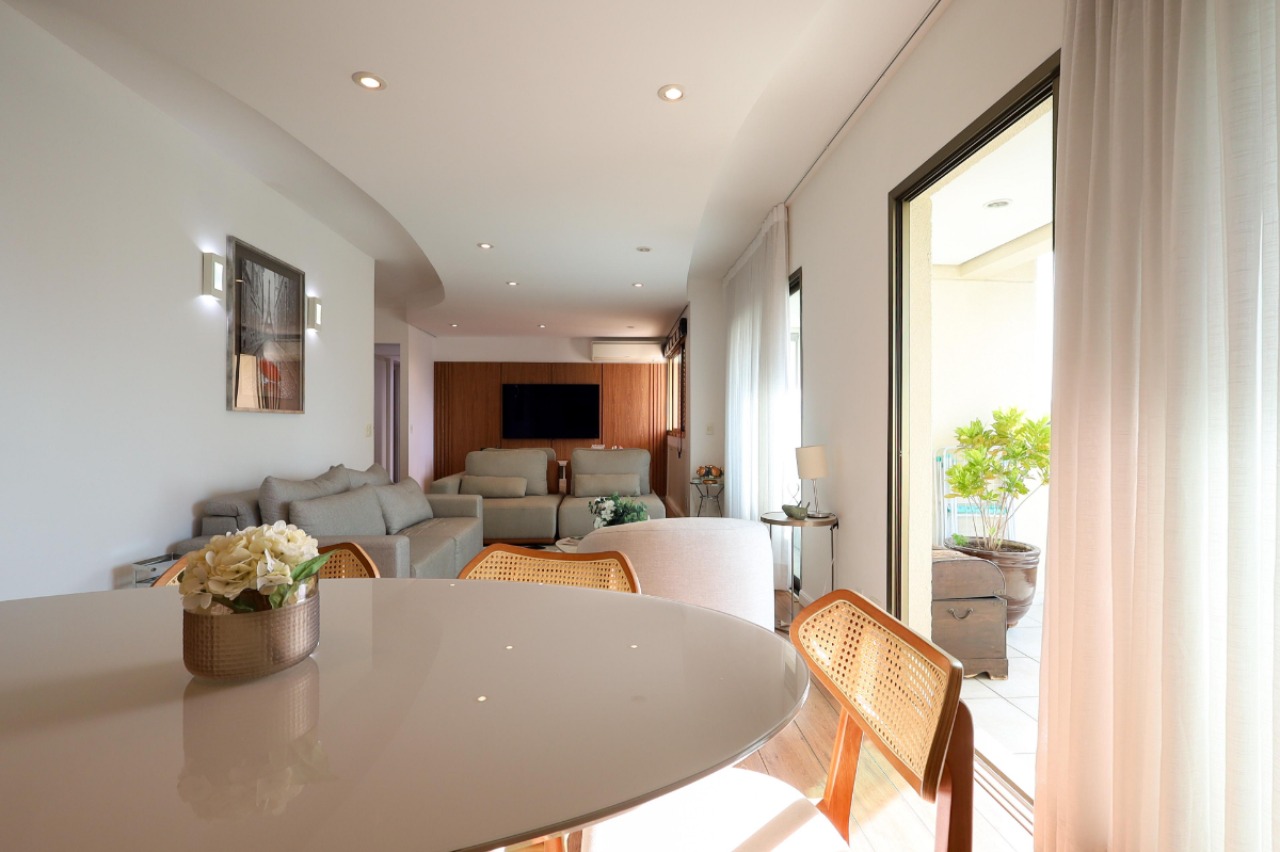 Apartamento, 3 quartos, 147 m² - Foto 3