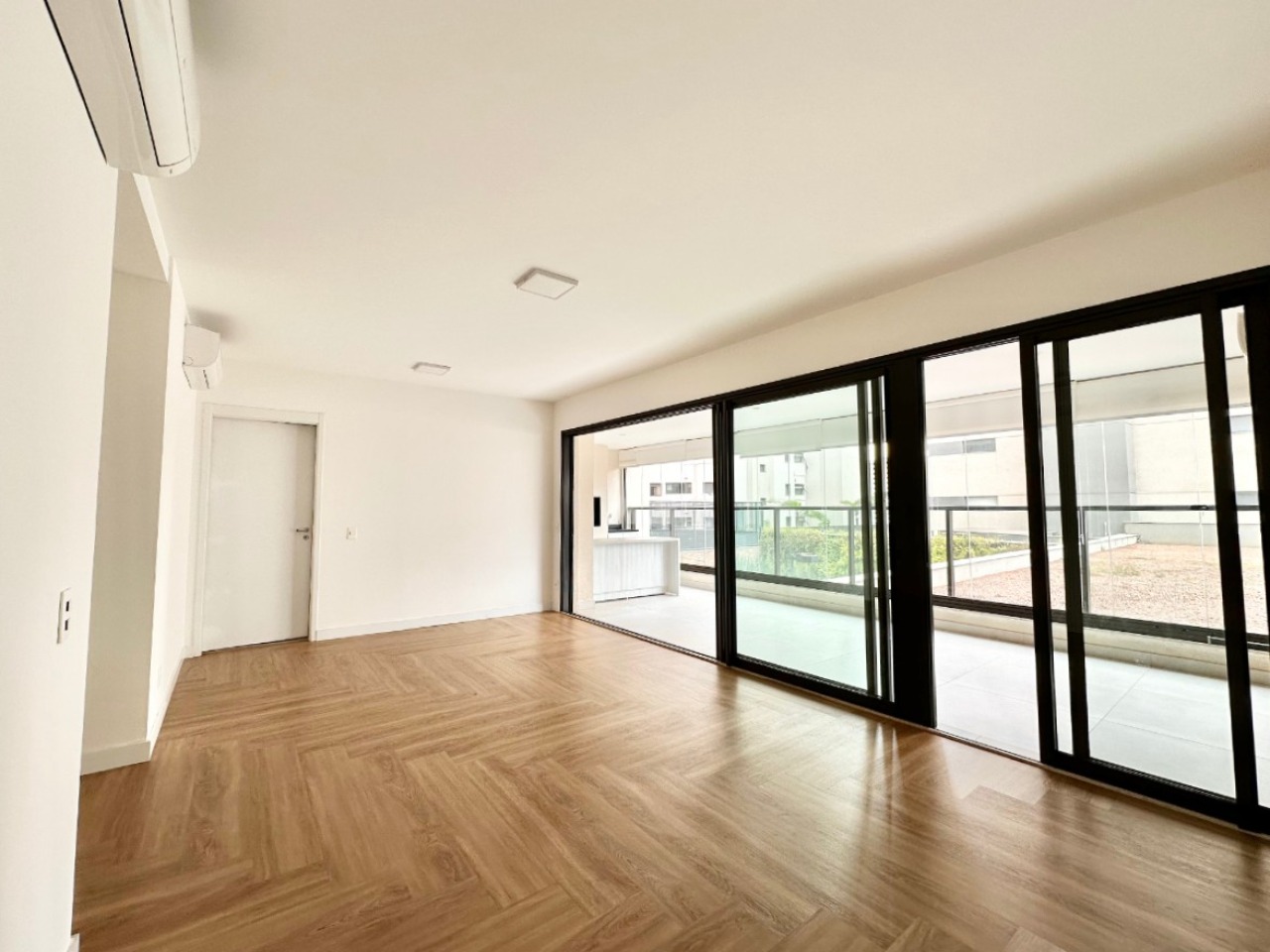 Apartamento, 3 quartos, 142 m² - Foto 1