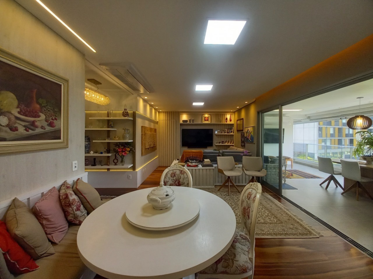 Apartamento, 3 quartos, 150 m² - Foto 1