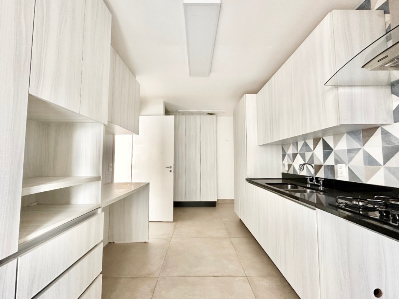 Apartamento, 3 quartos, 142 m² - Foto 8