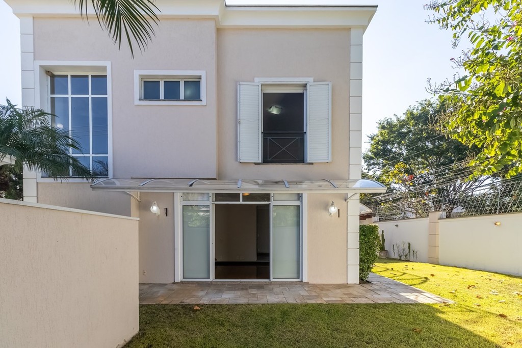 Casa, 4 quartos, 320 m² - Foto 1