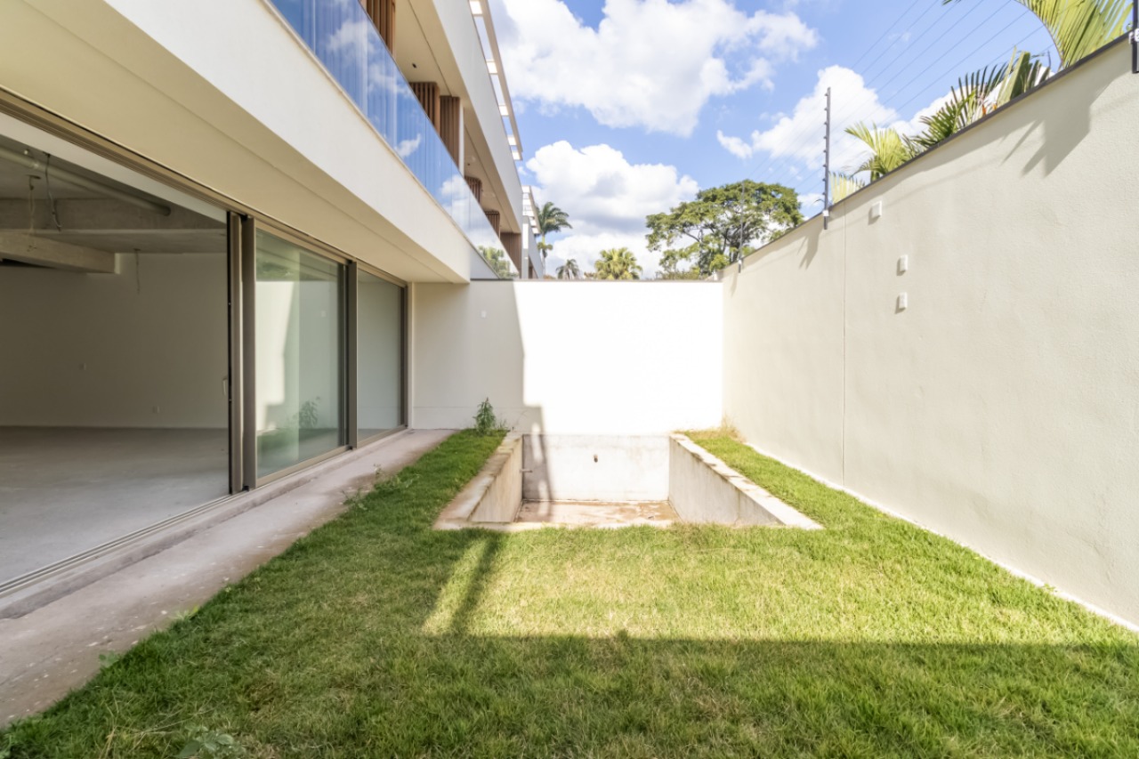 Casa, 4 quartos, 584 m² - Foto 2