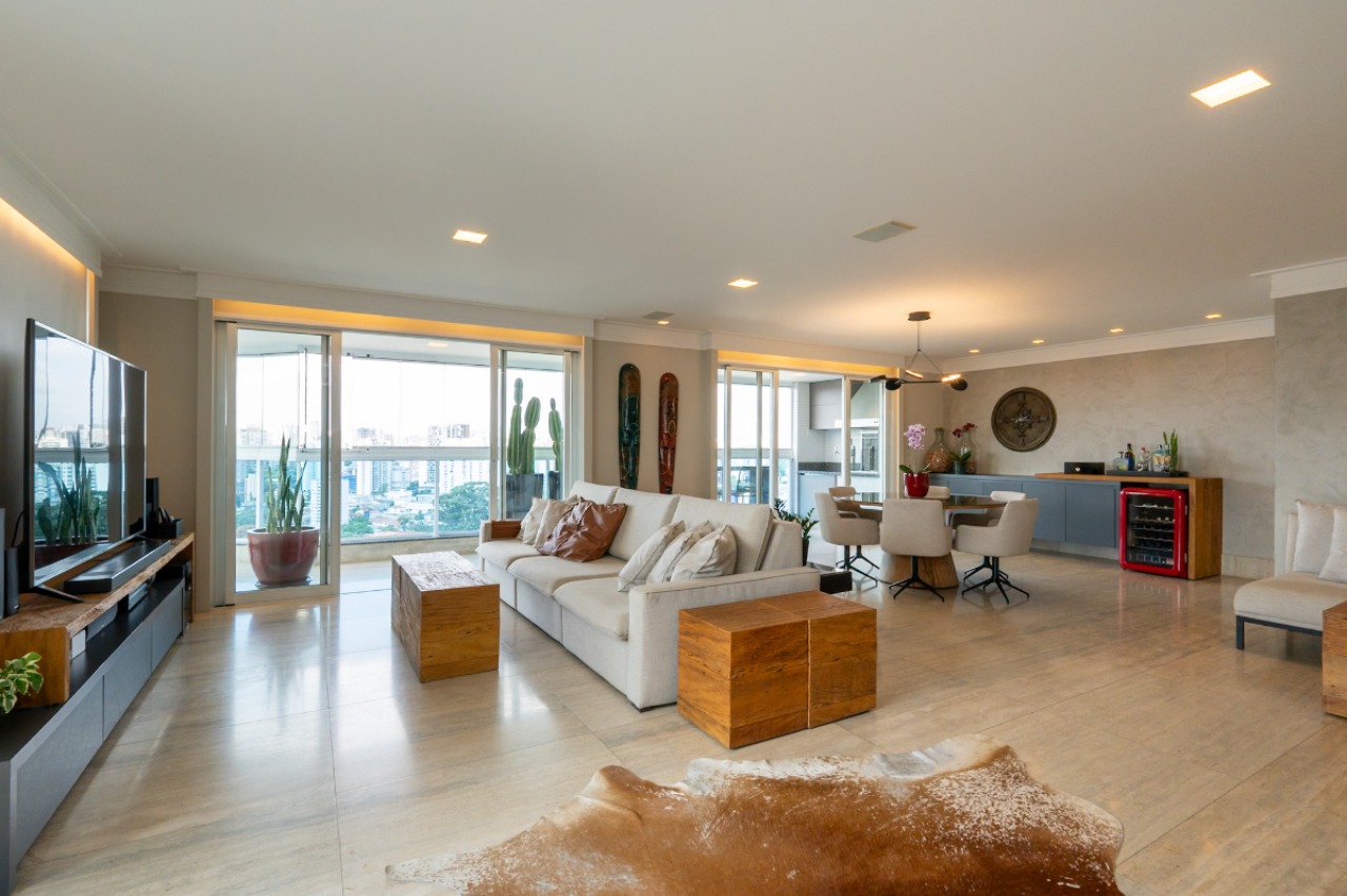 Apartamento, 3 quartos, 195 m² - Foto 1