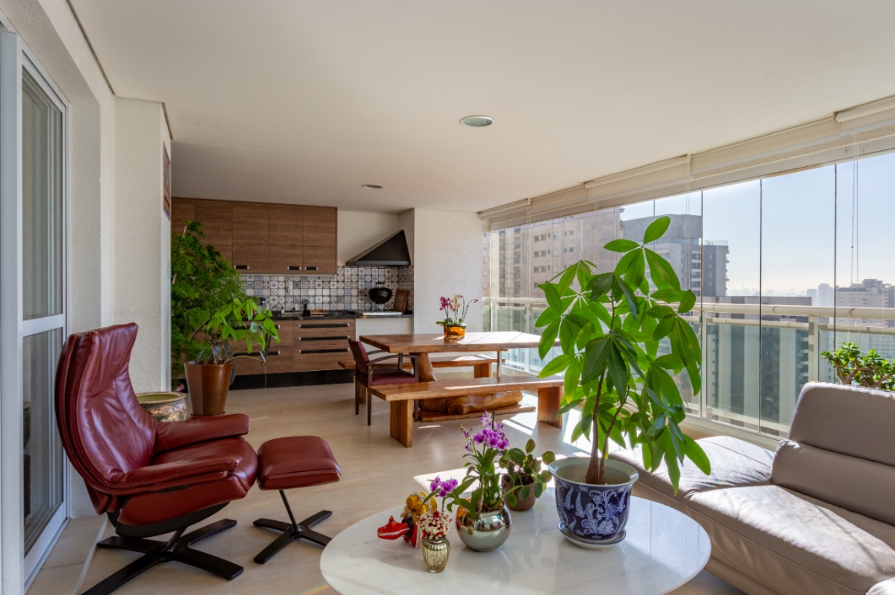 Apartamento, 3 quartos, 181 m² - Foto 1