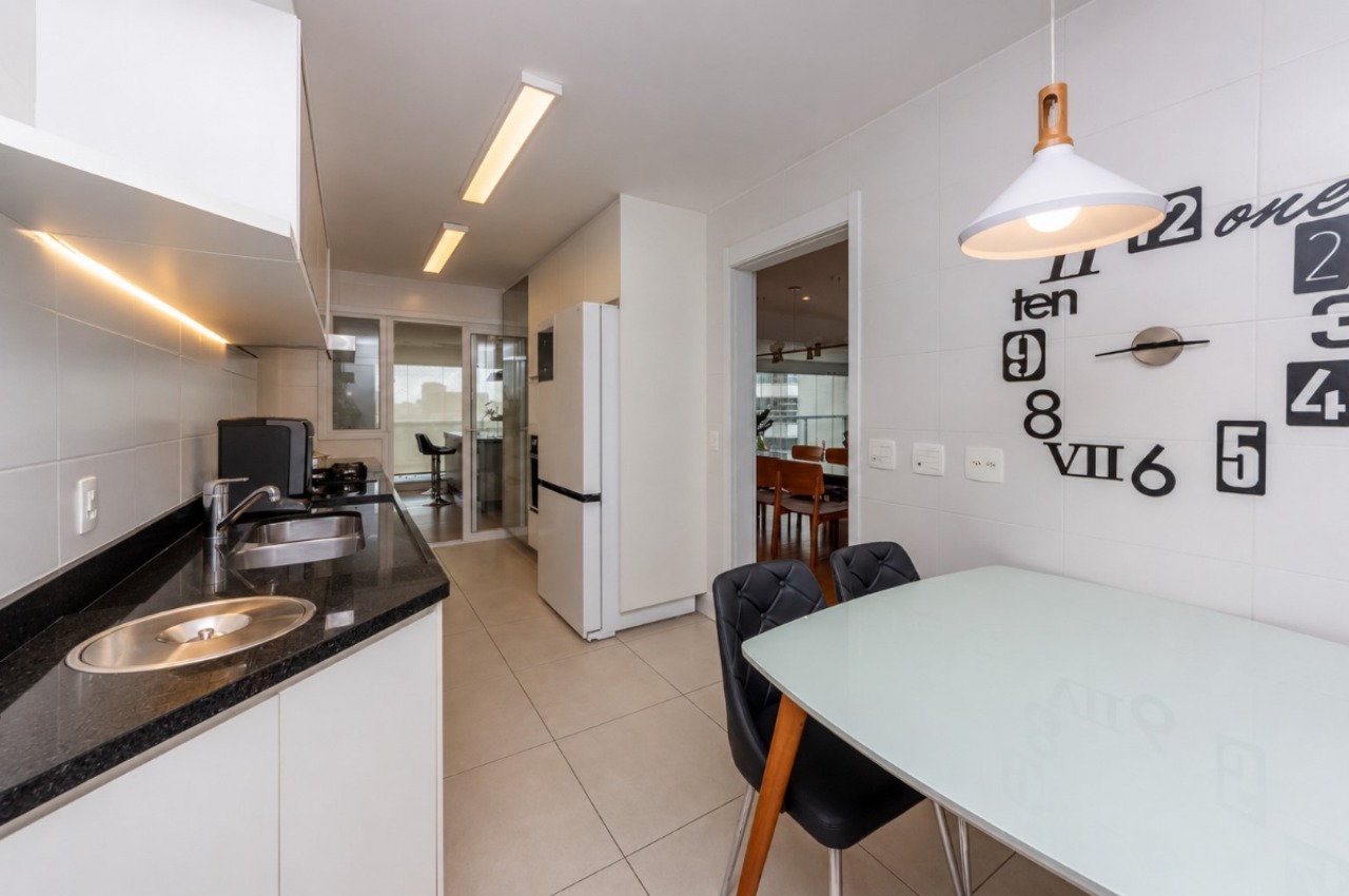 Apartamento, 4 quartos, 189 m² - Foto 9