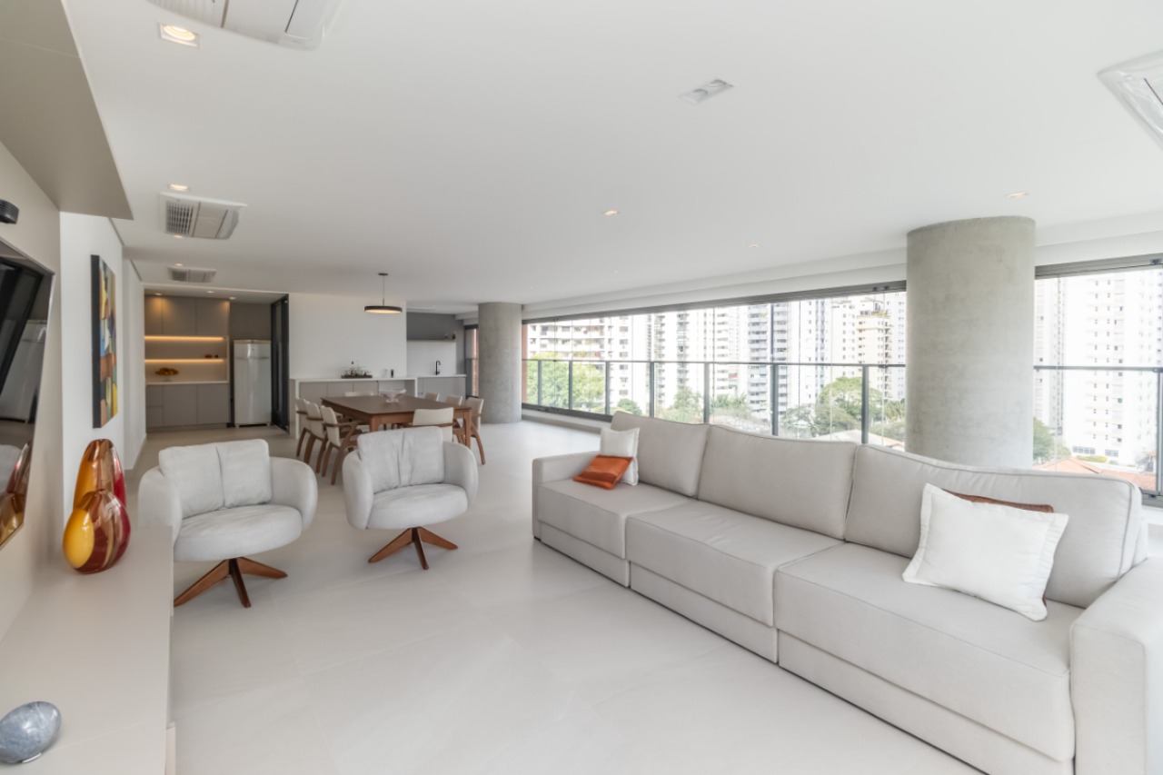 Apartamento, 3 quartos, 211 m² - Foto 1