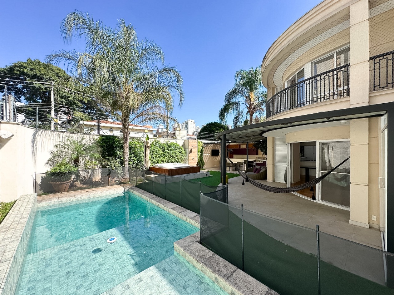 Casa, 3 quartos, 450 m² - Foto 1
