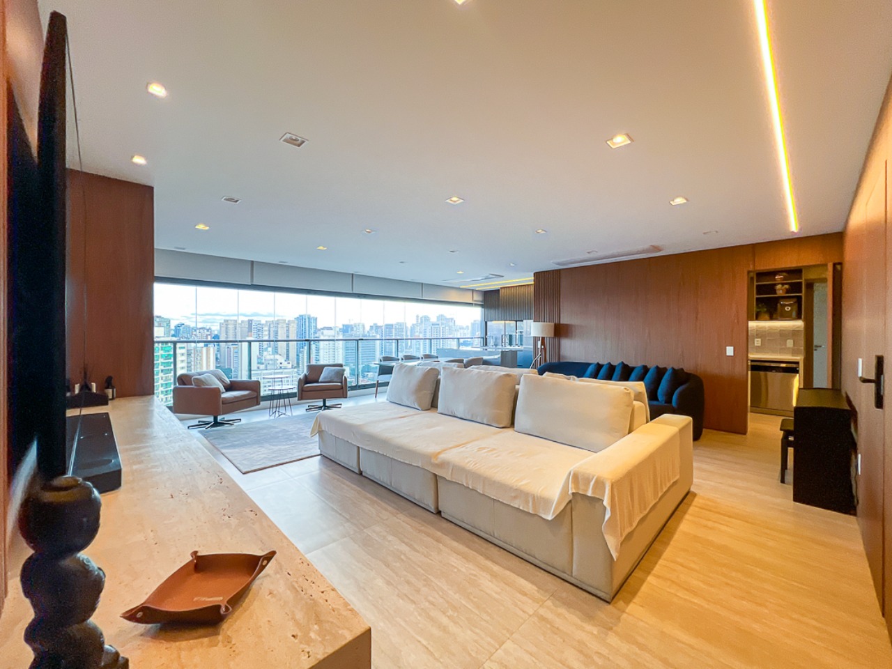 Apartamento, 3 quartos, 143 m² - Foto 1