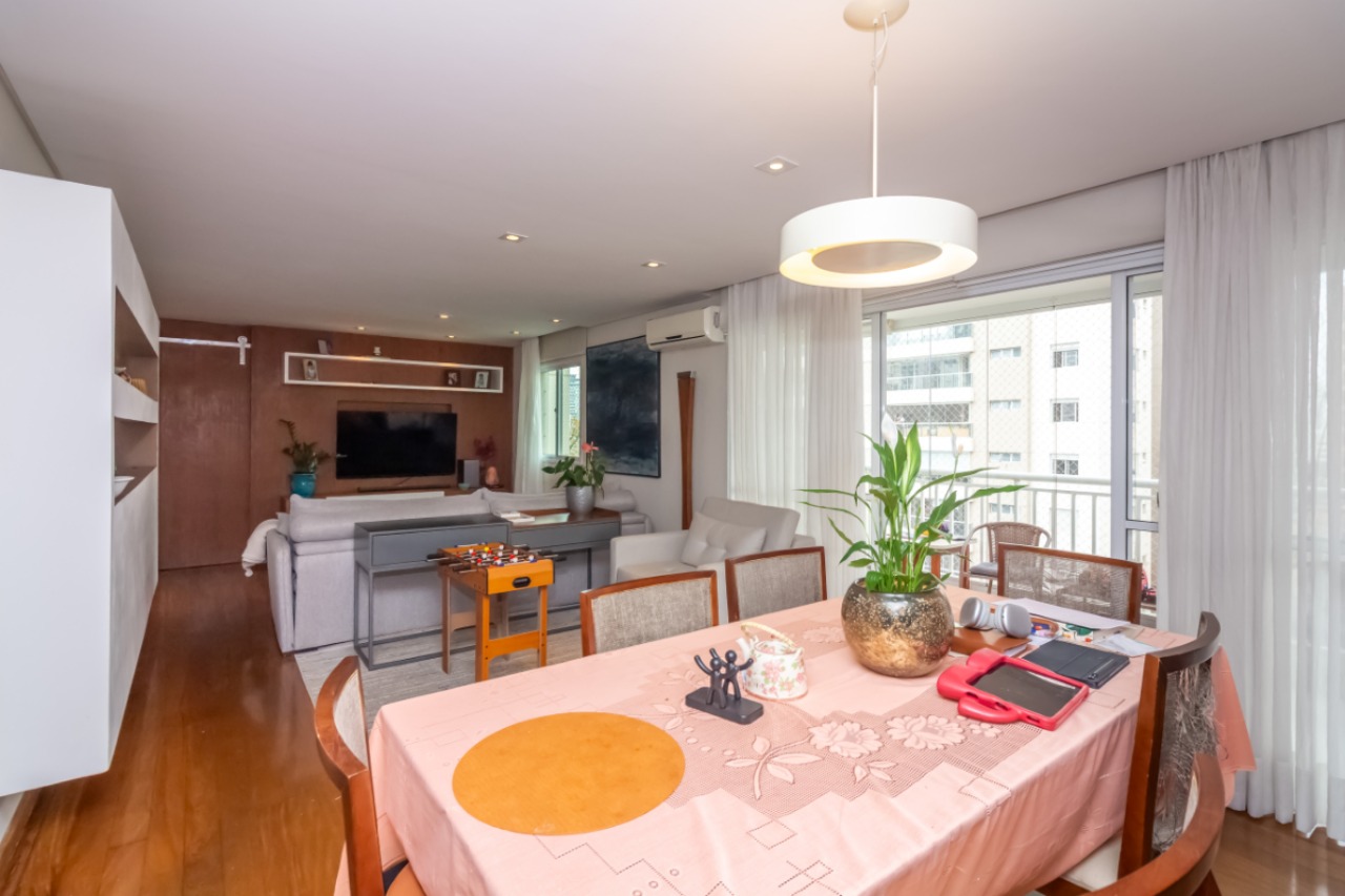 Apartamento, 3 quartos, 120 m² - Foto 1
