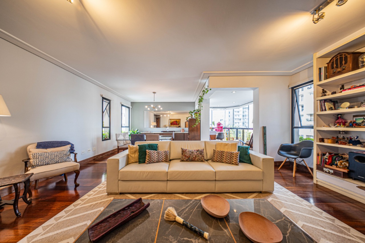 Apartamento, 3 quartos, 160 m² - Foto 2
