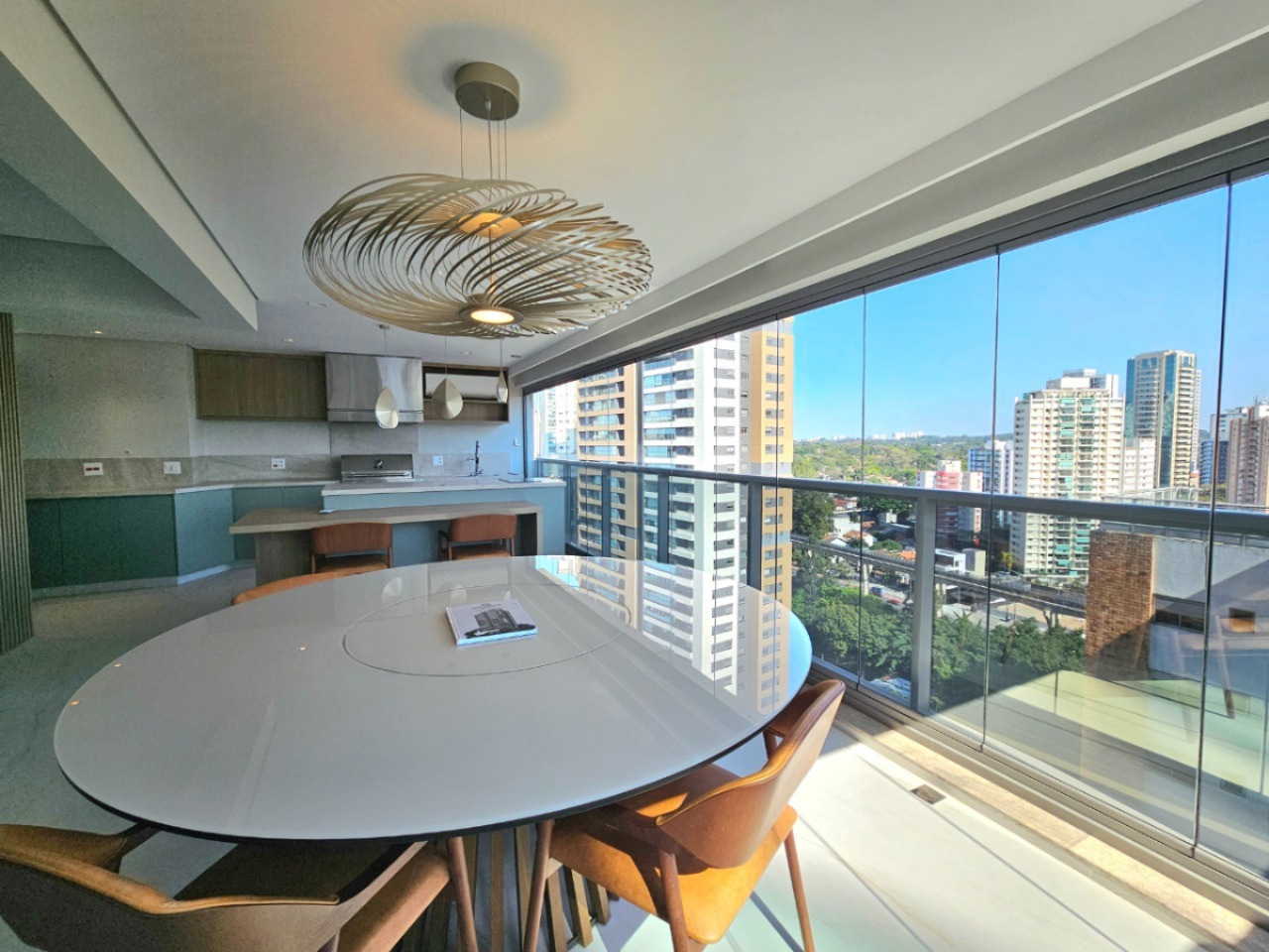 Apartamento, 2 quartos, 192 m² - Foto 2