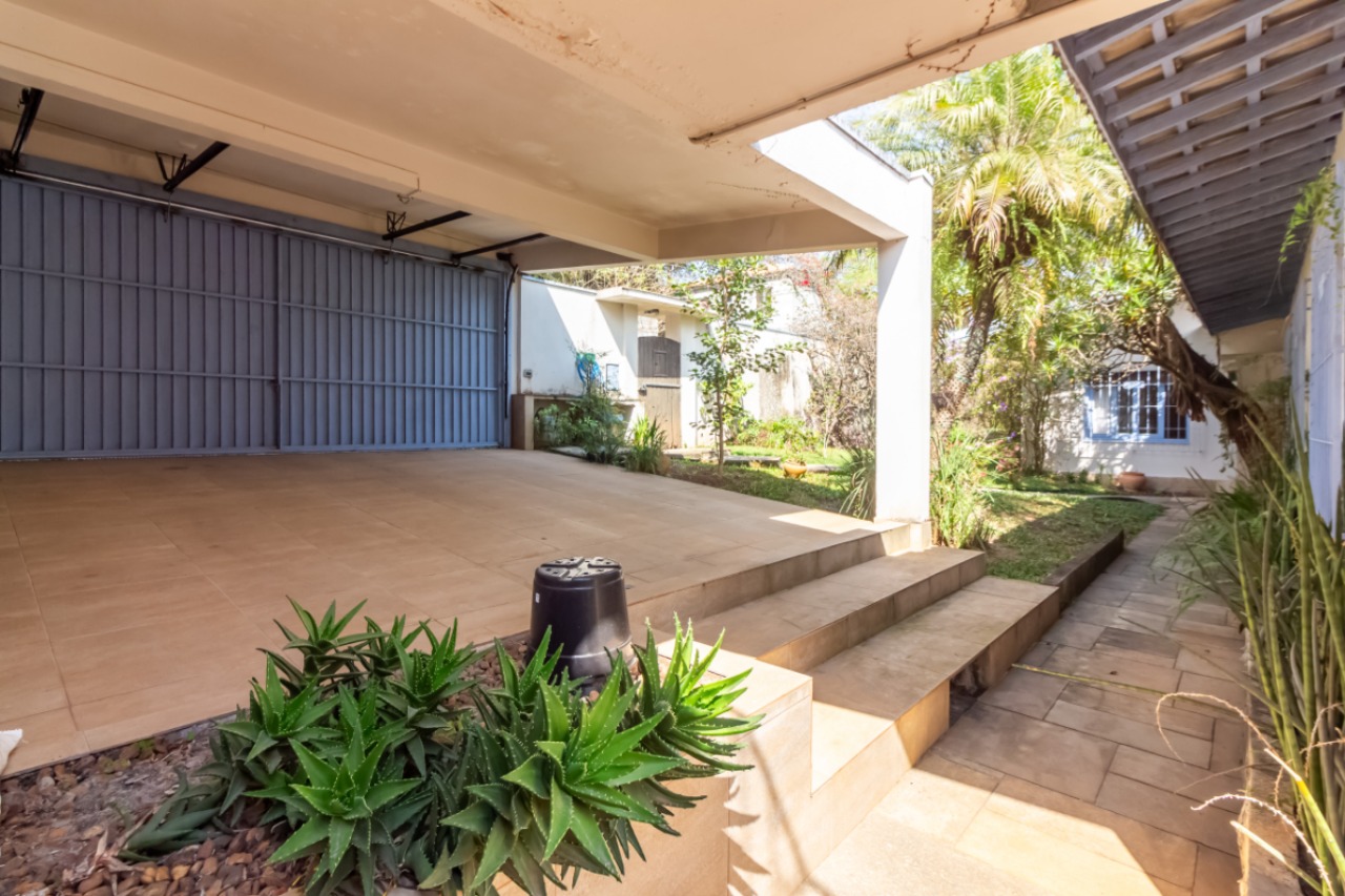 Casa, 4 quartos, 370 m² - Foto 47