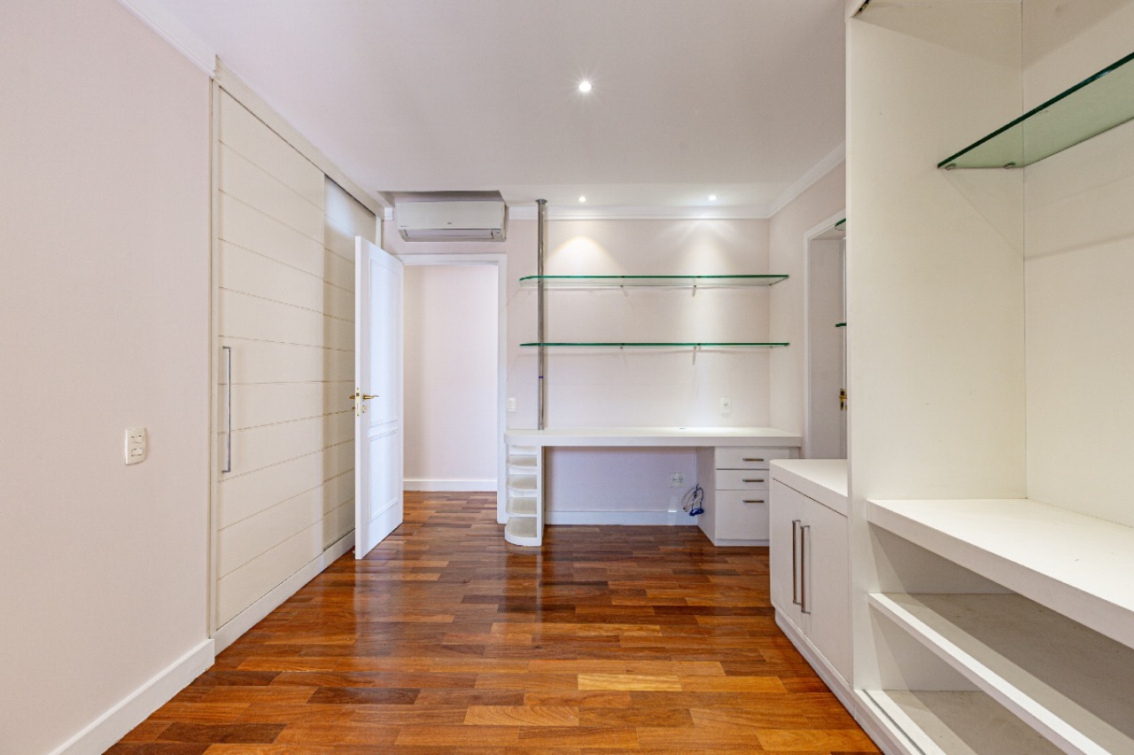 Casa, 4 quartos, 479 m² - Foto 47