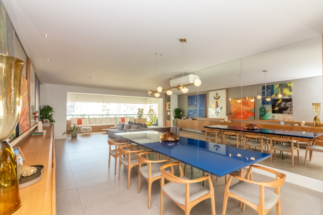 Apartamento, 4 quartos, 253 m² - Foto 1