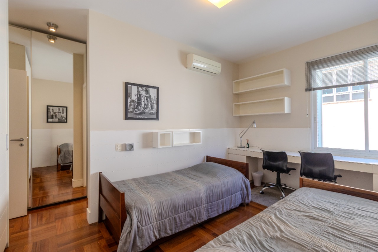 Casa, 4 quartos, 566 m² - Foto 40