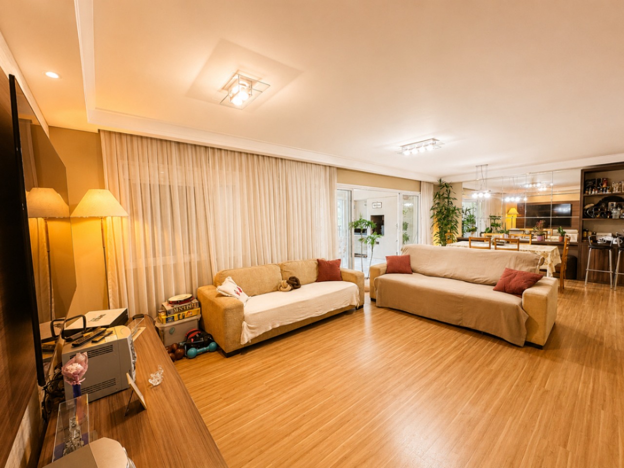 Apartamento, 3 quartos, 147 m² - Foto 2