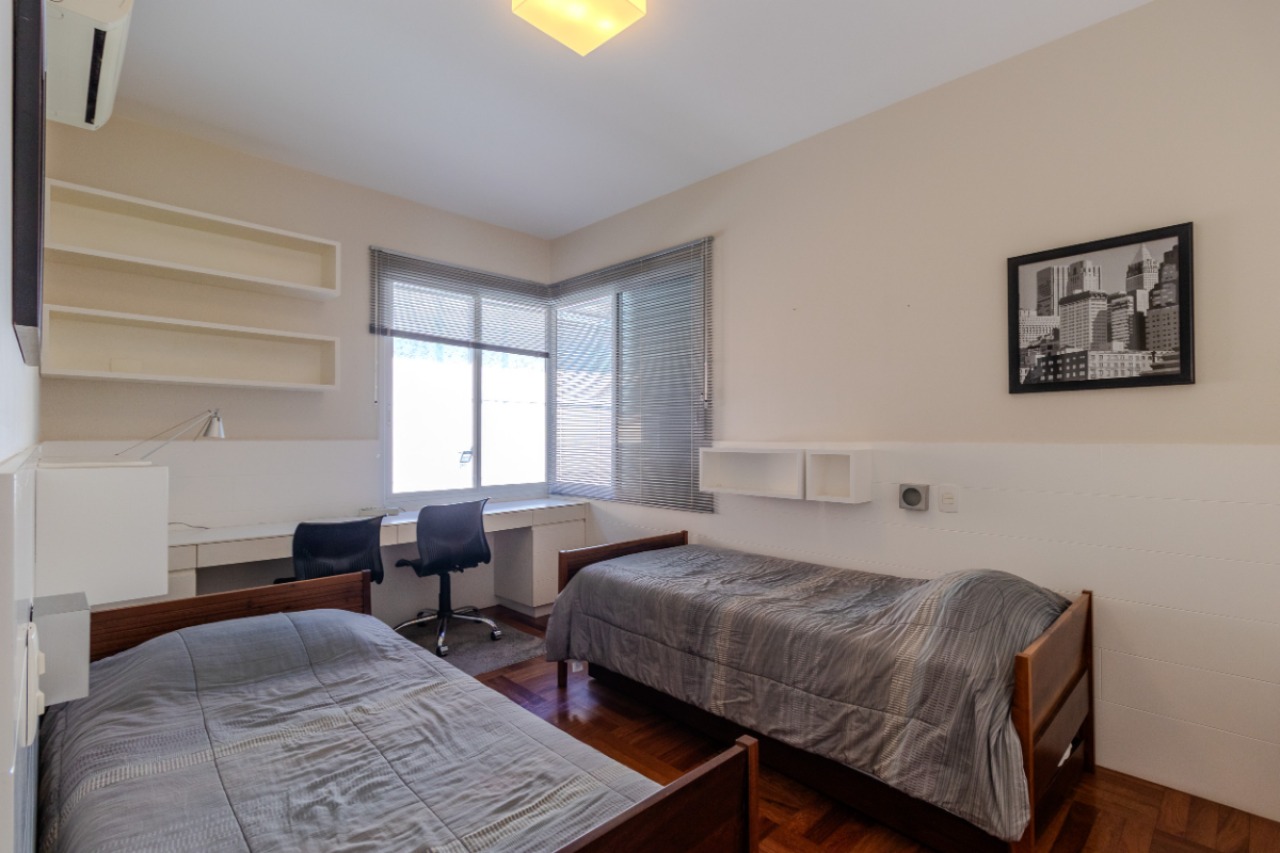 Casa, 4 quartos, 566 m² - Foto 39