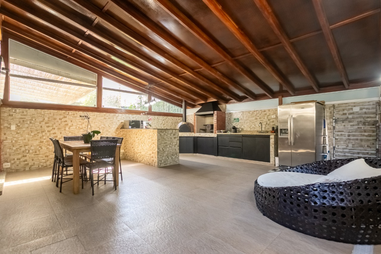 Casa, 3 quartos, 175 m² - Foto 1