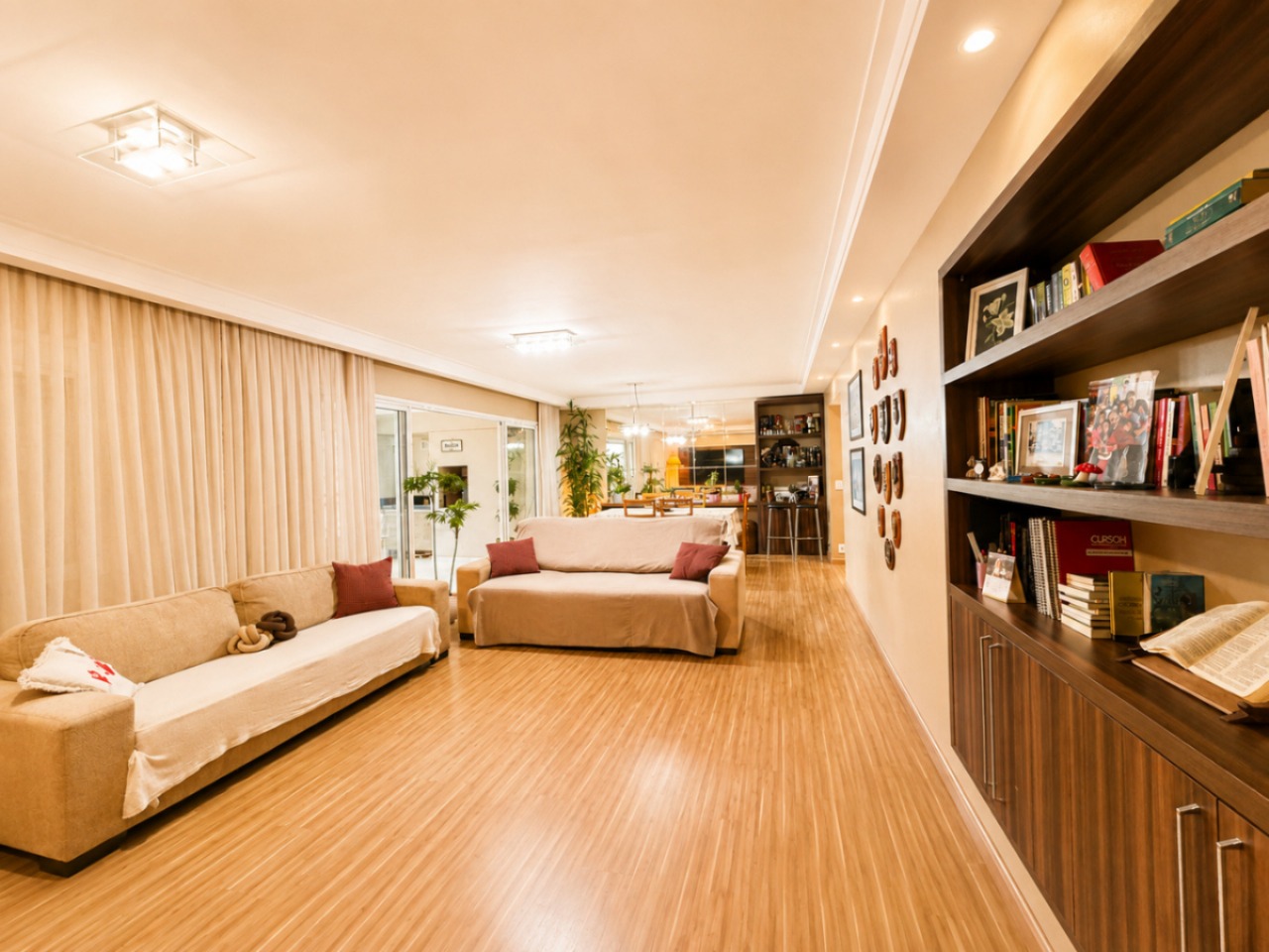 Apartamento, 3 quartos, 147 m² - Foto 1