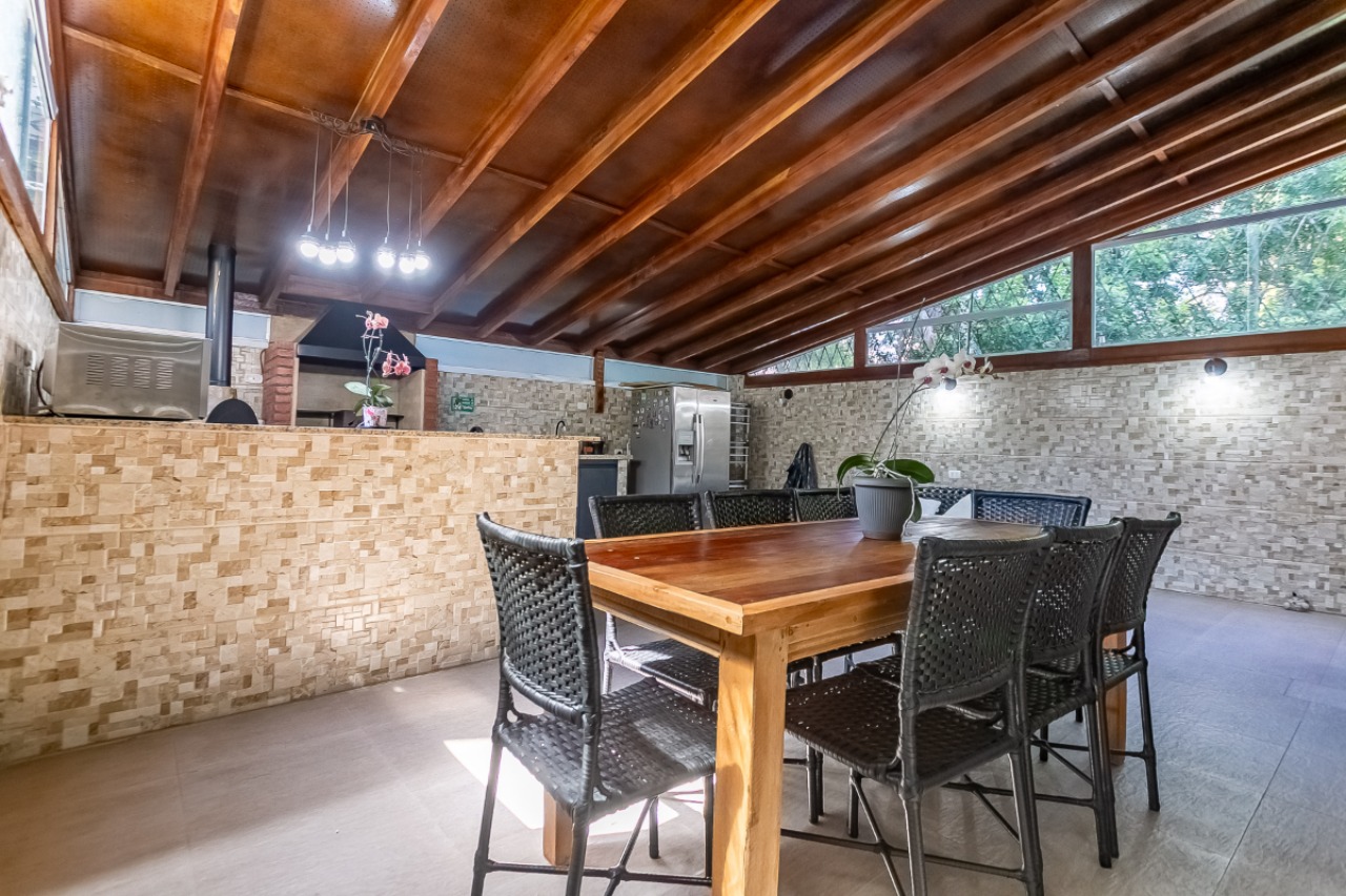 Casa, 3 quartos, 175 m² - Foto 2
