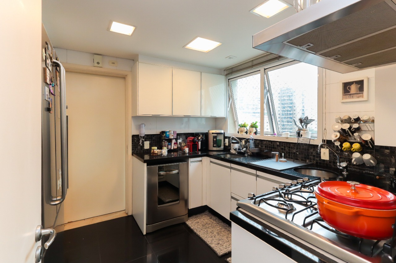 Apartamento, 4 quartos, 210 m² - Foto 20