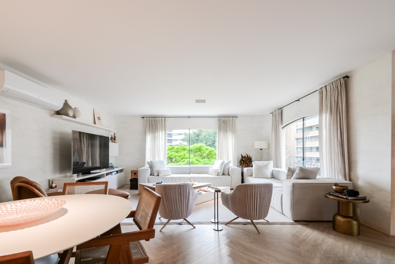 Apartamento, 3 quartos, 232 m² - Foto 1