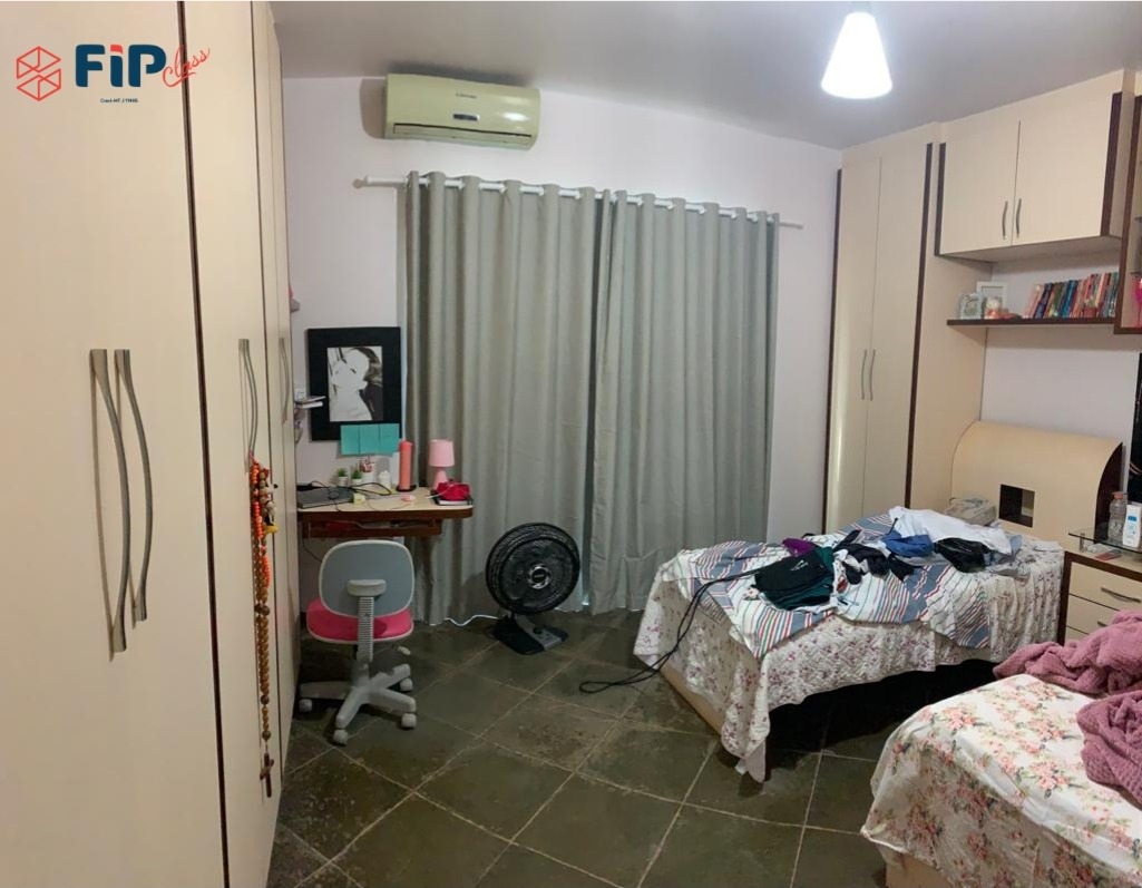 Casa à venda com 4 quartos - Foto 2