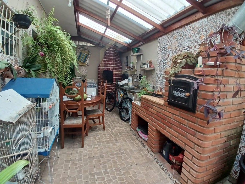 Casa, 3 quartos, 135 m² - Foto 1