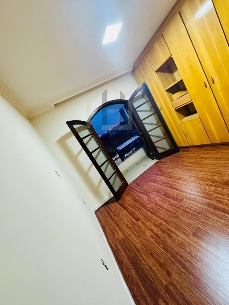 Casa, 3 quartos, 154 m² - Foto 4