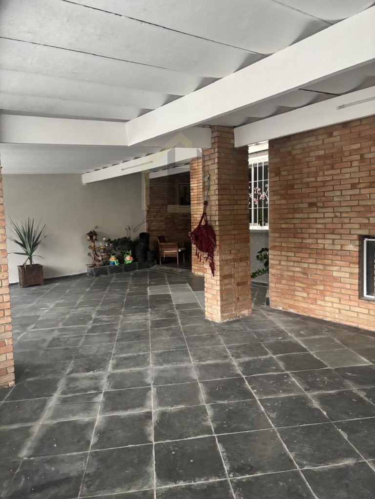 Casa, 3 quartos, 300 m² - Foto 33