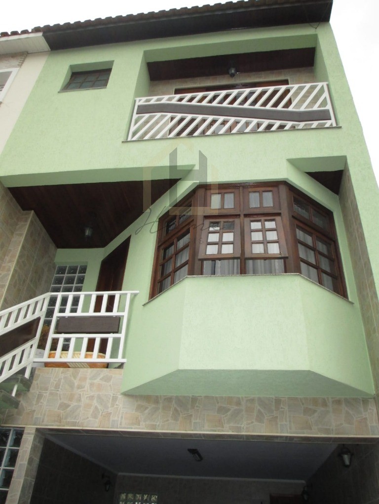 Casa, 3 quartos, 220 m² - Foto 1