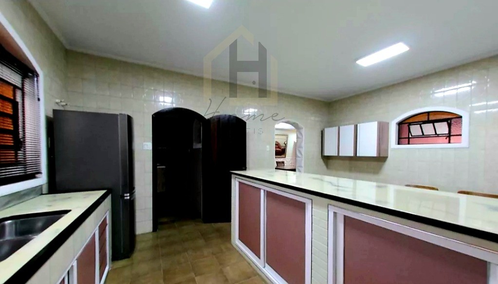 Casa, 3 quartos, 205 m² - Foto 13