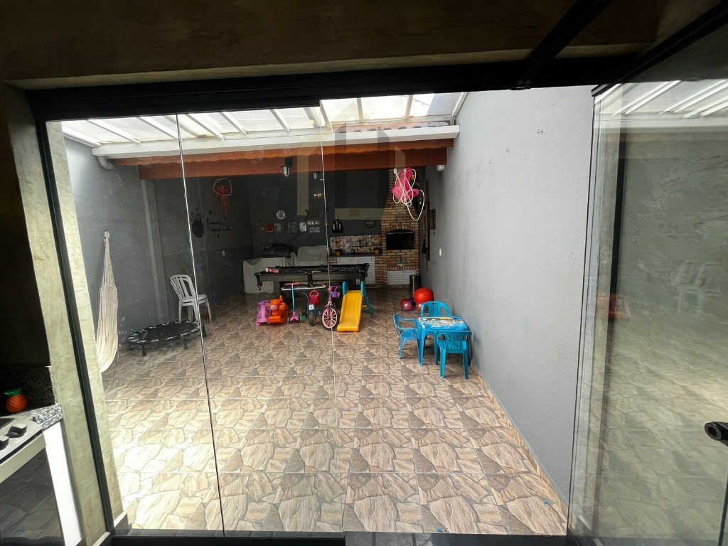 Casa, 3 quartos, 225 m² - Foto 26